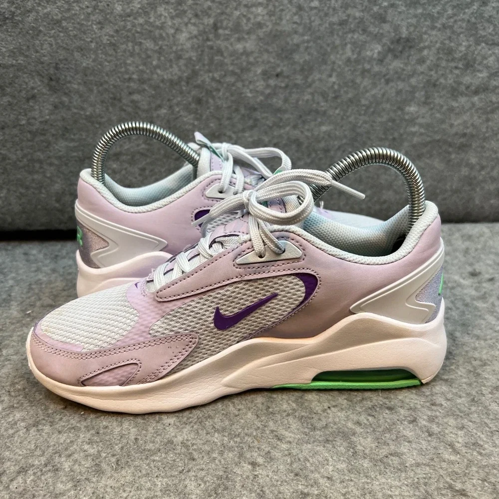 Nike Air Max Aura 4 Running Shoes‎ Purple Green Athletic Sneakers Womens 6.5